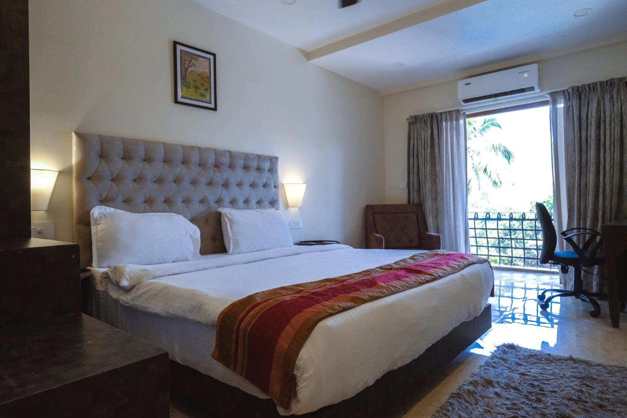 The Verda De Miranda Resort Morjim North Goa Esterno foto