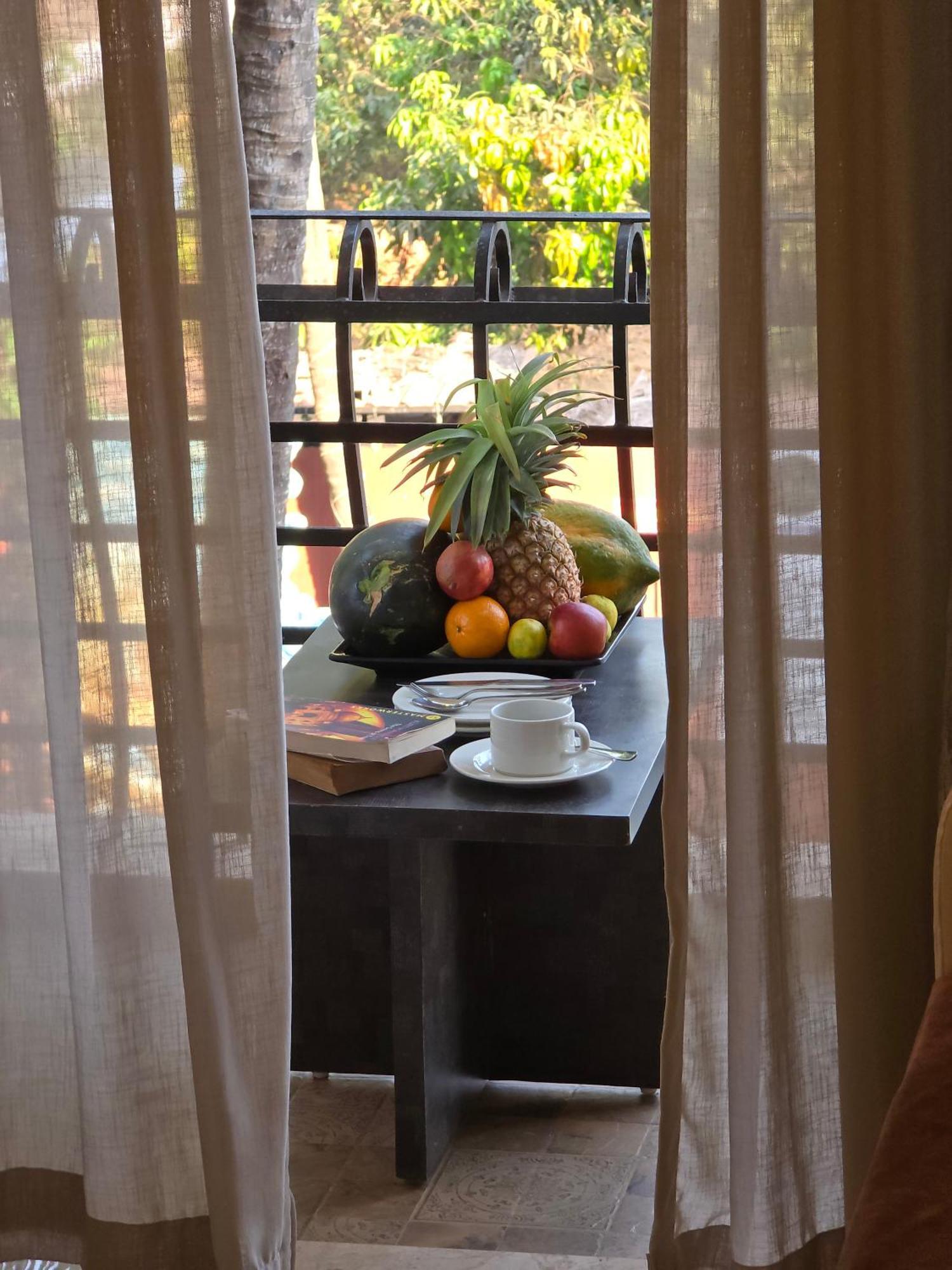 The Verda De Miranda Resort Morjim North Goa Esterno foto